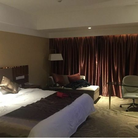 Fuxin Garden Hotel Яньань Экстерьер фото